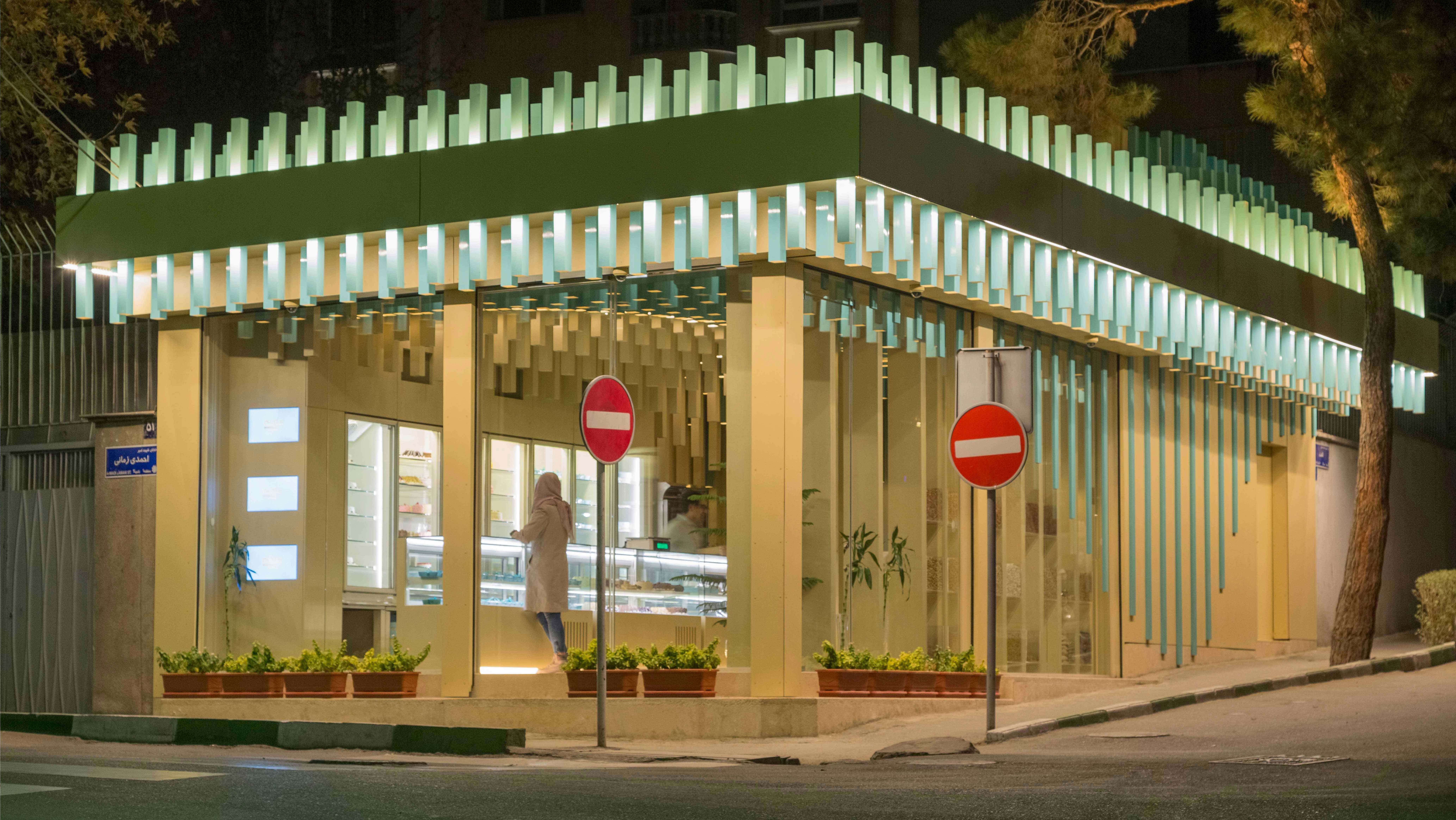 00--Welcoming-Page-11